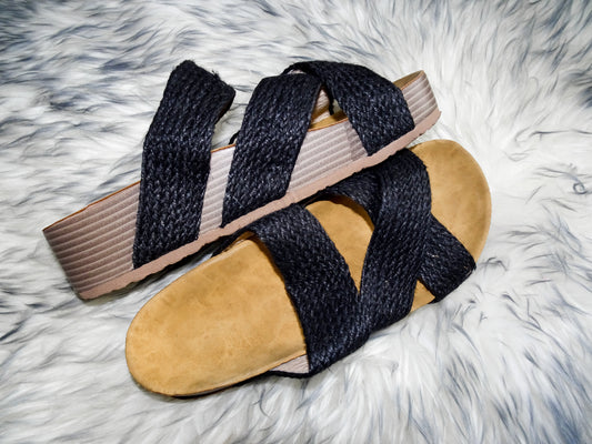 Taylor Criss Cross Sandals (Black)